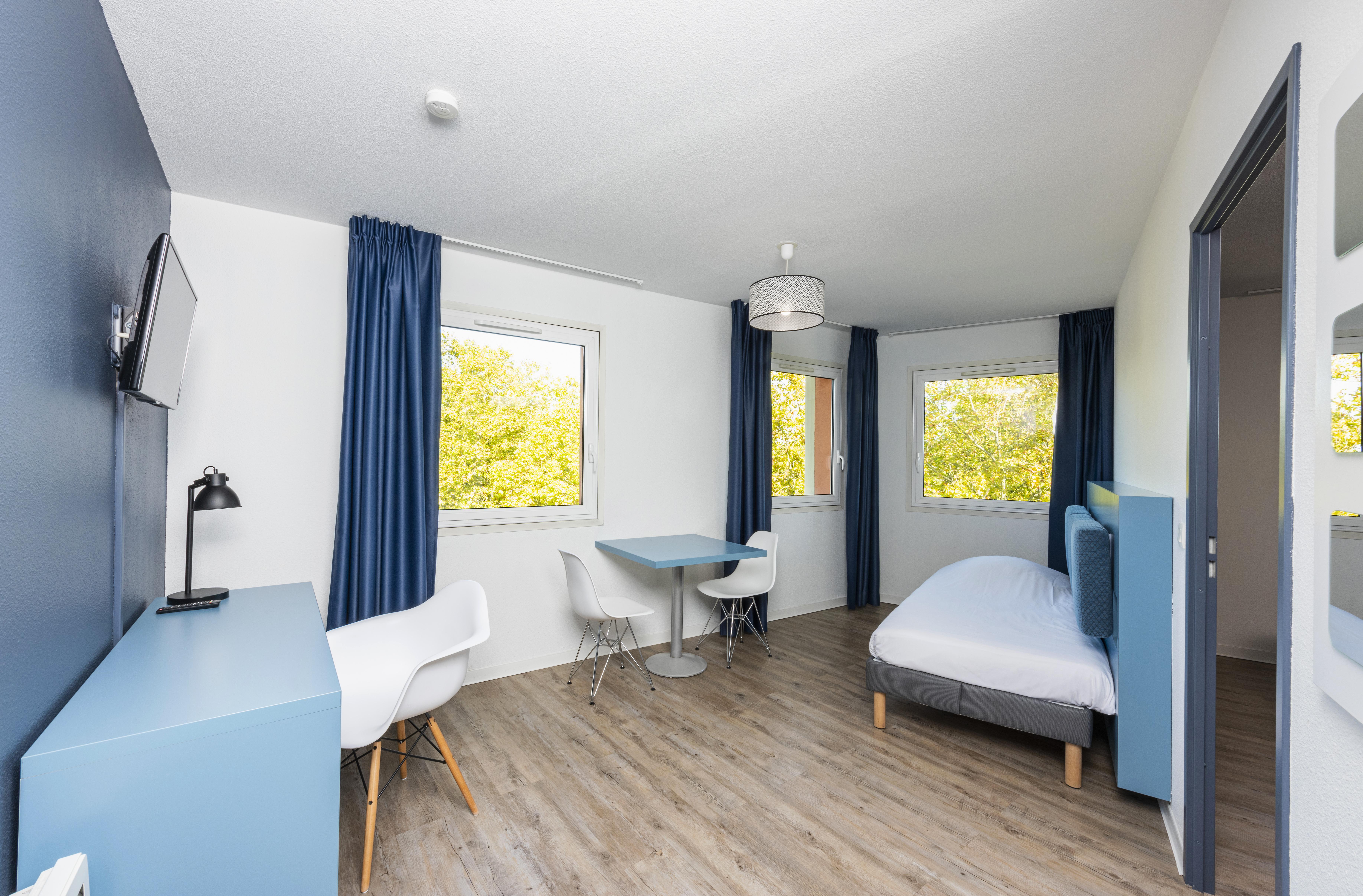 Teneo Apparthotel Bordeaux - Gare Saint Jean Екстер'єр фото