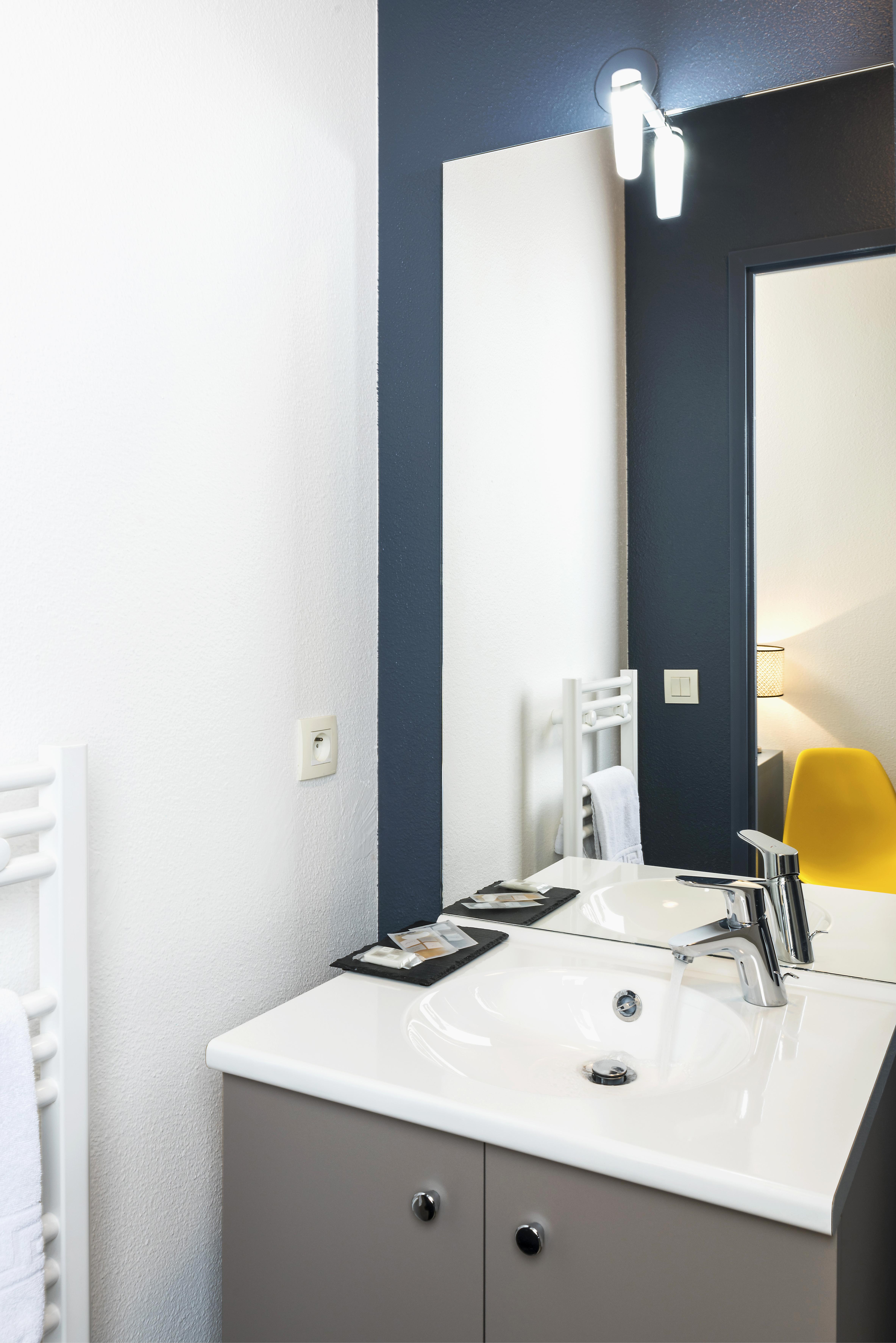 Teneo Apparthotel Bordeaux - Gare Saint Jean Екстер'єр фото