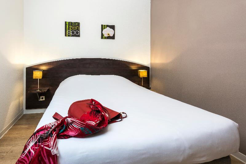 Teneo Apparthotel Bordeaux - Gare Saint Jean Екстер'єр фото